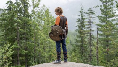 "Un equilibrio entre respetar la obra y probar cosas": Los retos para la serie de Percy Jackson