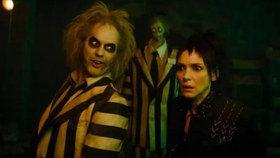 ¡A divertirnos! Beetlejuice nos lleva al inframundo en este tráiler de su secuela