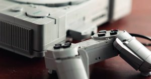 LEGO y PlayStation lanzan set de la consola clásica de Sony